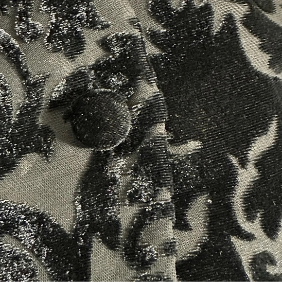 Talbots sheer/velvet burnout top, back buttons, sz.12, evening, event, date - Picture 5 of 9